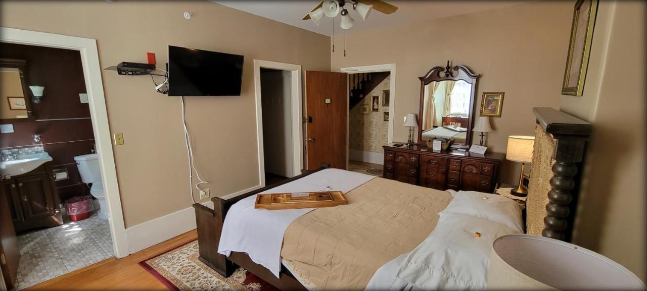 Inn At The Agora Льюистон Экстерьер фото