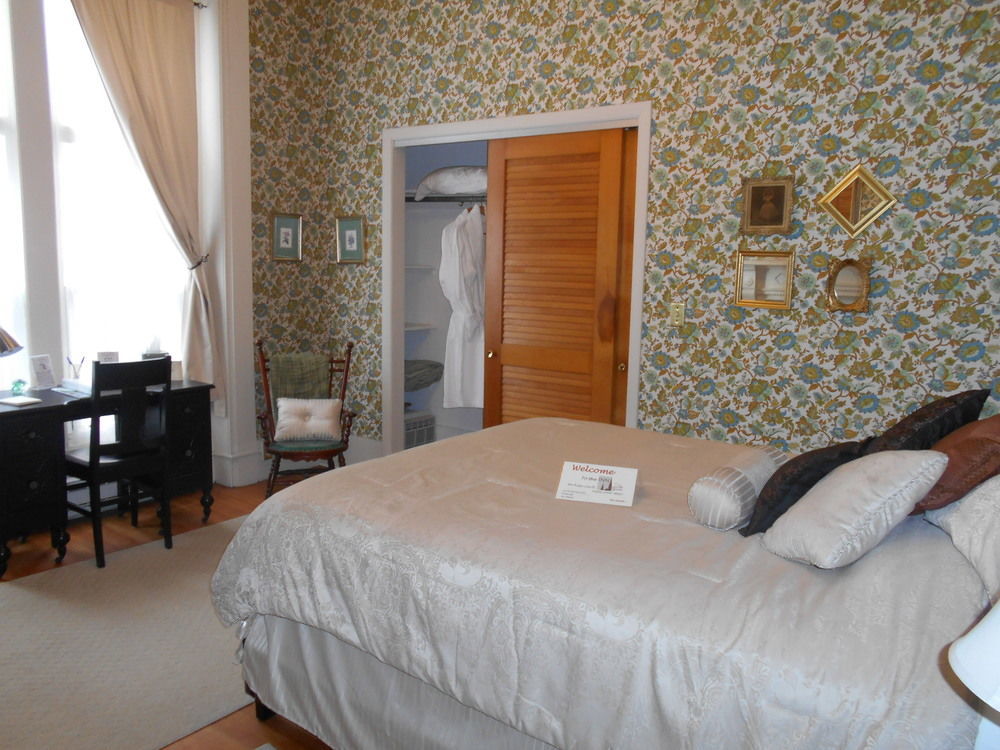 Inn At The Agora Льюистон Экстерьер фото